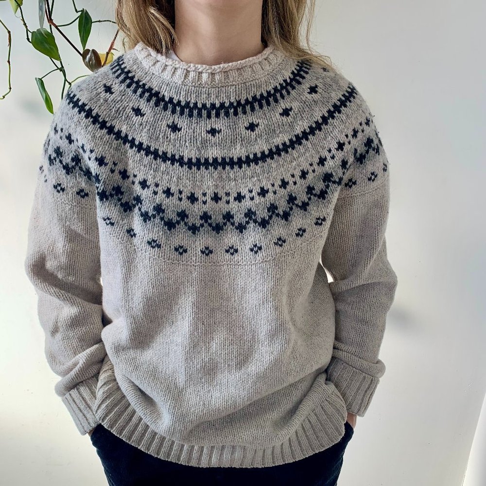 L.L Bean Knit Sweater - Size Large - Picture 1 of 5
